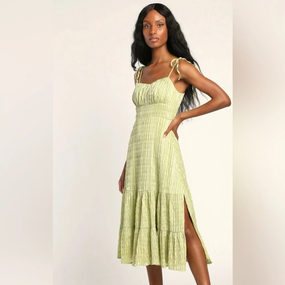 NWT Lulus Sage Green Crinkle Midi Dress - Picture 1 of 6